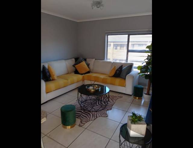 2 BEDROOM PROPERTY TO RENT IN RICHARDS BAY CENTRAL